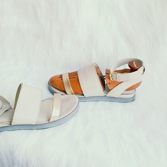 Pour LA Victoire sandals - Picture 5 of 7